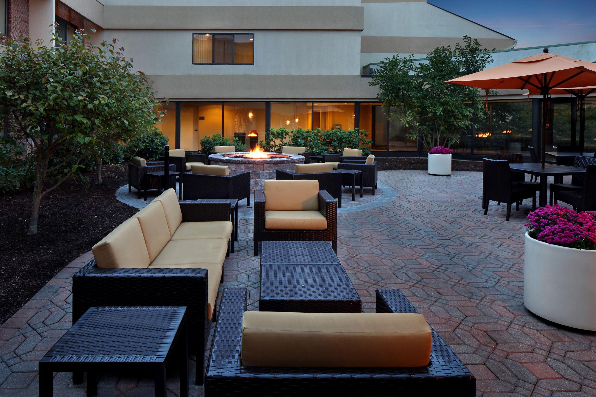 Courtyard Hartford Cromwell Otel Dış mekan fotoğraf