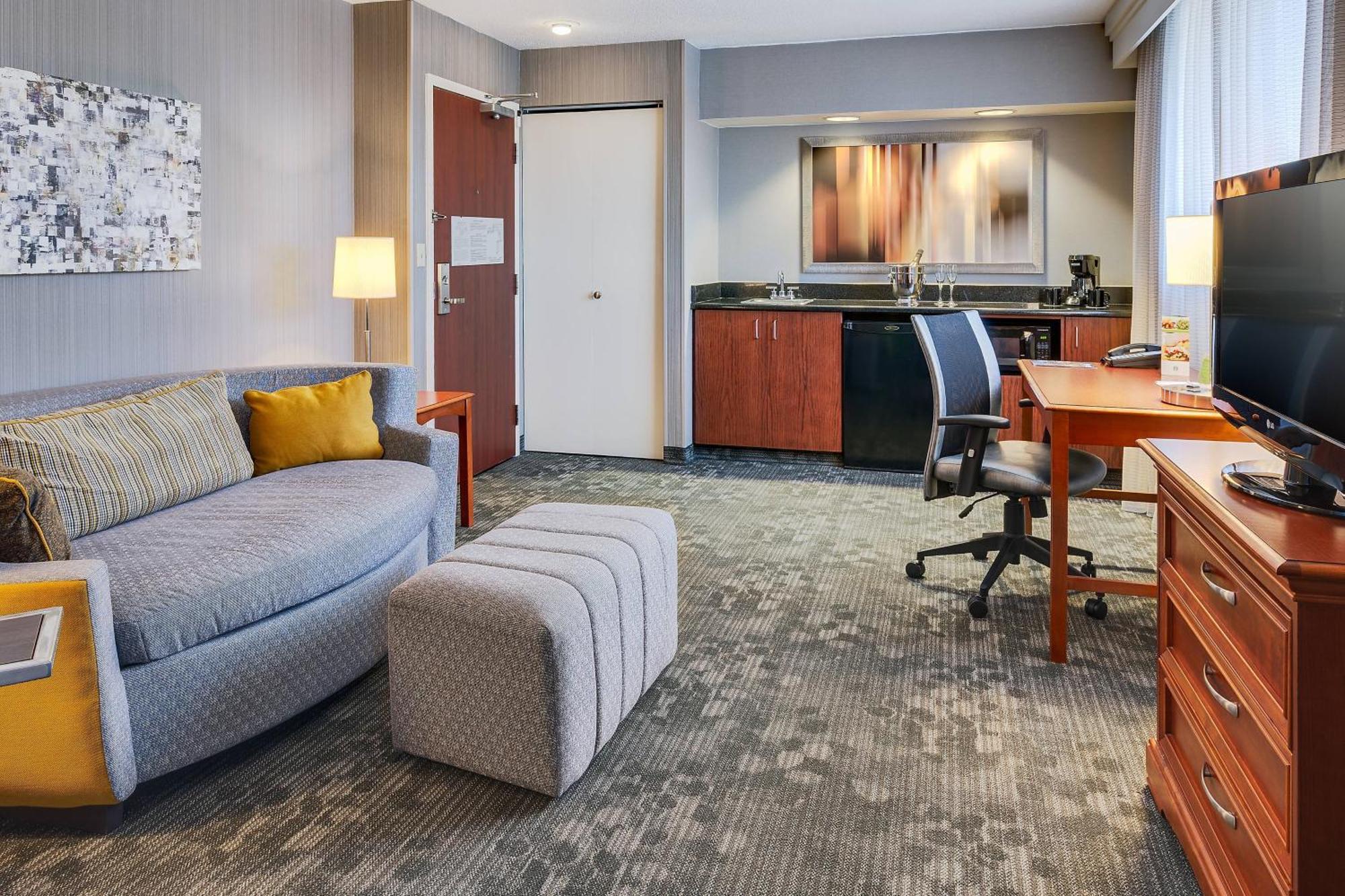 Courtyard Hartford Cromwell Otel Dış mekan fotoğraf