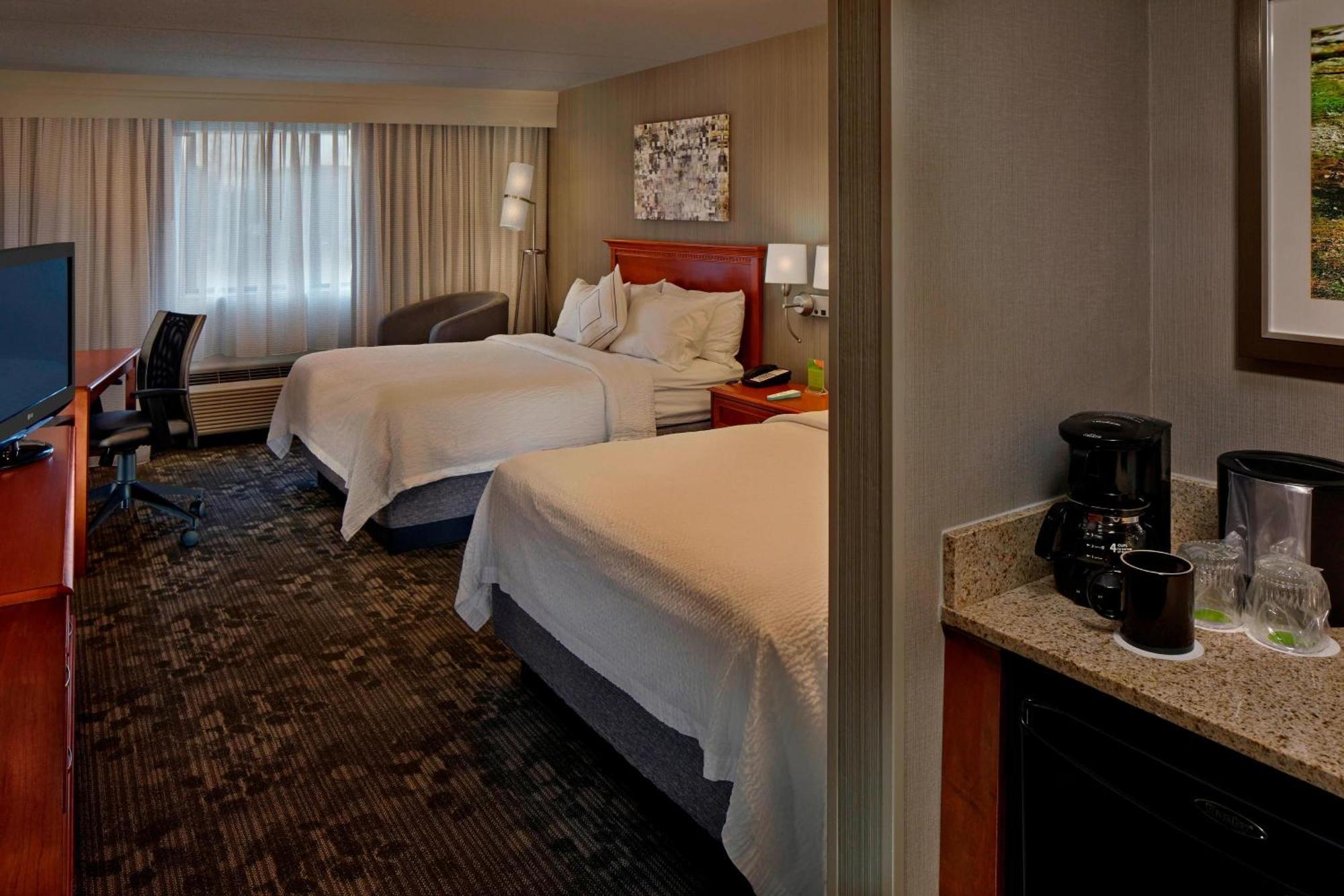 Courtyard Hartford Cromwell Otel Dış mekan fotoğraf
